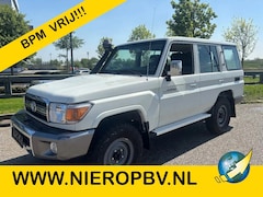 Toyota Land Cruiser - LX LANG 5 PERSOONS 4x4 Airco 4.2 6 Cilinder Diesel