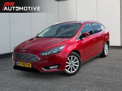 Ford Focus - 1.0 Titanium - Stoel/Stuurverw, Trekhaak, Apple CarPlay