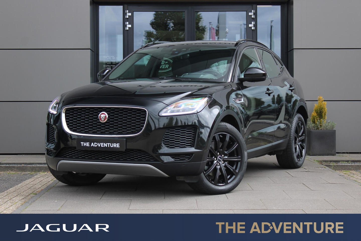 Jaguar E-Pace - 2.0 P250 AWD R-Dynamic S 2.0 P250 AWD R-Dynamic S | Head-Up | Pano - AutoWereld.nl