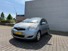 Toyota Yaris - 1.3 Automaat/ 5-Deurs/ Airco/ AUX