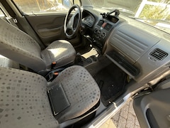 Opel Agila - 1.2-16V Comfort
