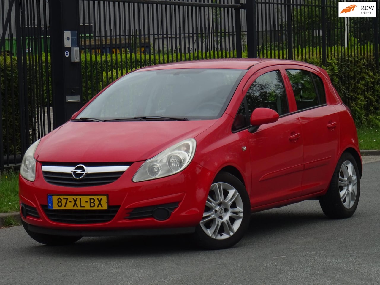 Opel Corsa - 1.2-16V Business 5-DEURS AIRCO/CRUISE/NW APK - AutoWereld.nl