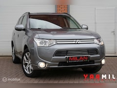 Mitsubishi Outlander - 2.0 PHEV Intense + TREKHAAK NAP DEALER ONDERHOUDEN LEDER