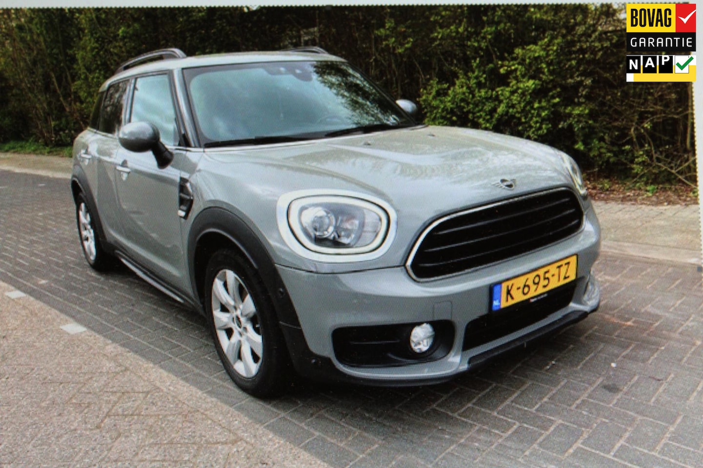 MINI Countryman - Mini 1.5 One NAVIGATIE / AIRCO (ECC) / PDC / LAGE KM! - AutoWereld.nl