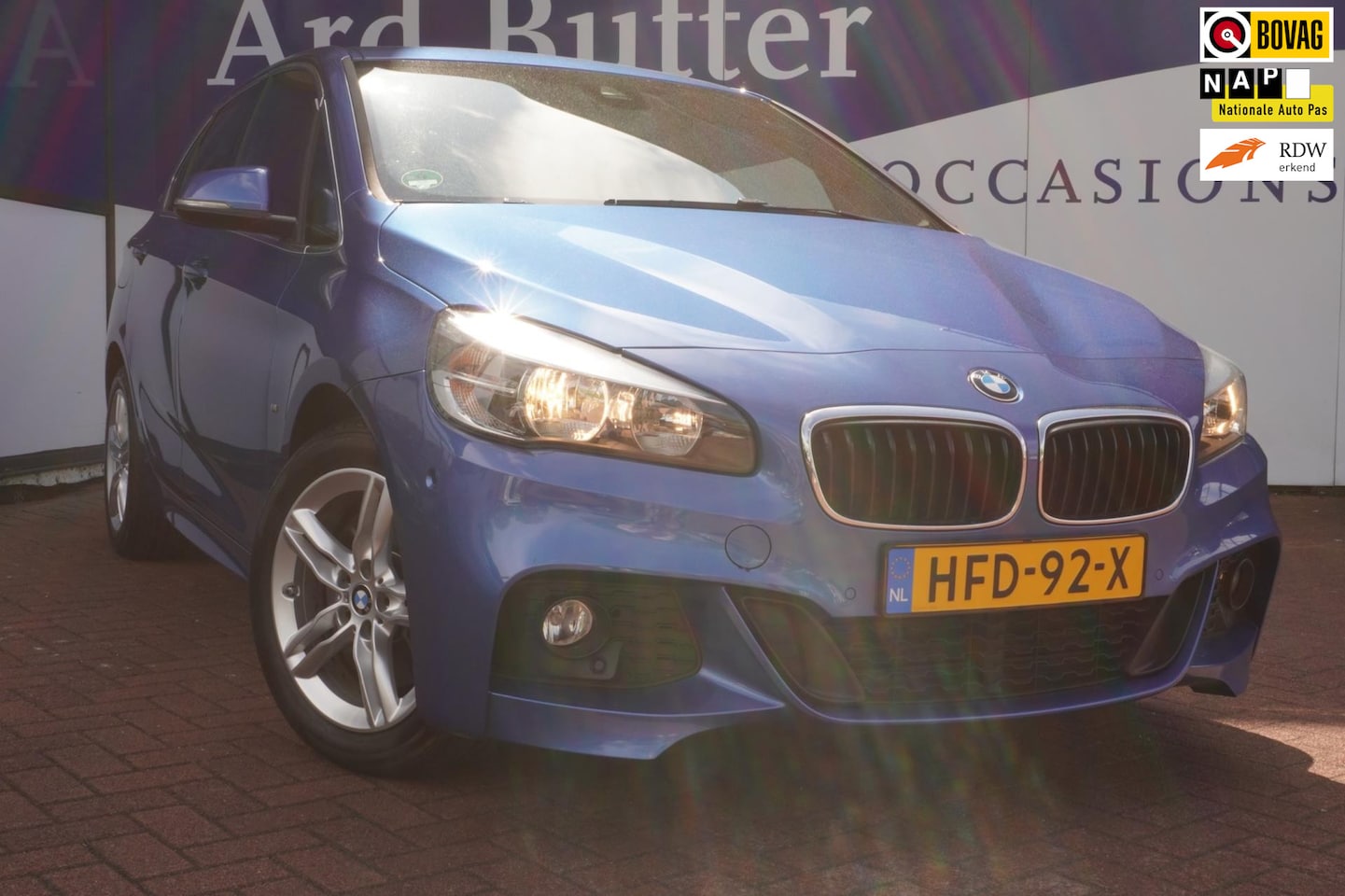 BMW 2-serie Active Tourer - 225xe iPerformance Centennial High Executive M sport+navigatie+parkeer-Hulp+volleder+elek- - AutoWereld.nl