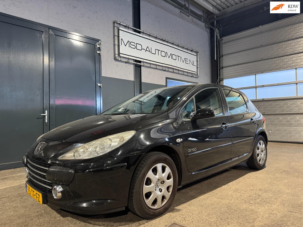 Peugeot 307 - 1.6-16V Oxygo Nieuwe Distributie en APK | NAP - AutoWereld.nl