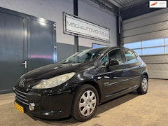 Peugeot 307 - 1.6-16V Oxygo Nieuwe Distributie en APK | NAP