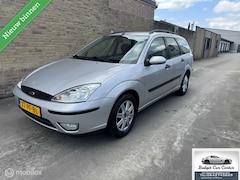 Ford Focus Wagon - 1.6-16V Ambiente
