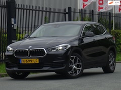 BMW X2 - SDrive18d Executive AUTOMAAT BJ2020 NAVI/LED/PDC/ACC