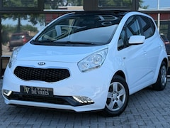 Kia Venga - 1.6 CVVT ExecutiveLine Automaat Panoramadak Camera Garantie