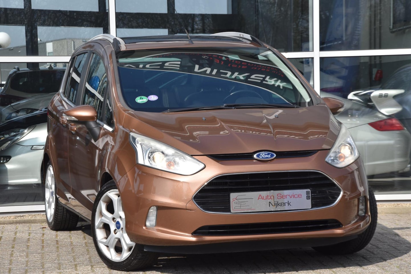 Ford B-Max - 1.0 EcoBoost Titanium Airco Leder Pano. dak Trekhaak Pdc - AutoWereld.nl