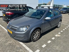 Opel Astra - 1.4 Essentia airco LM 4-deurs
