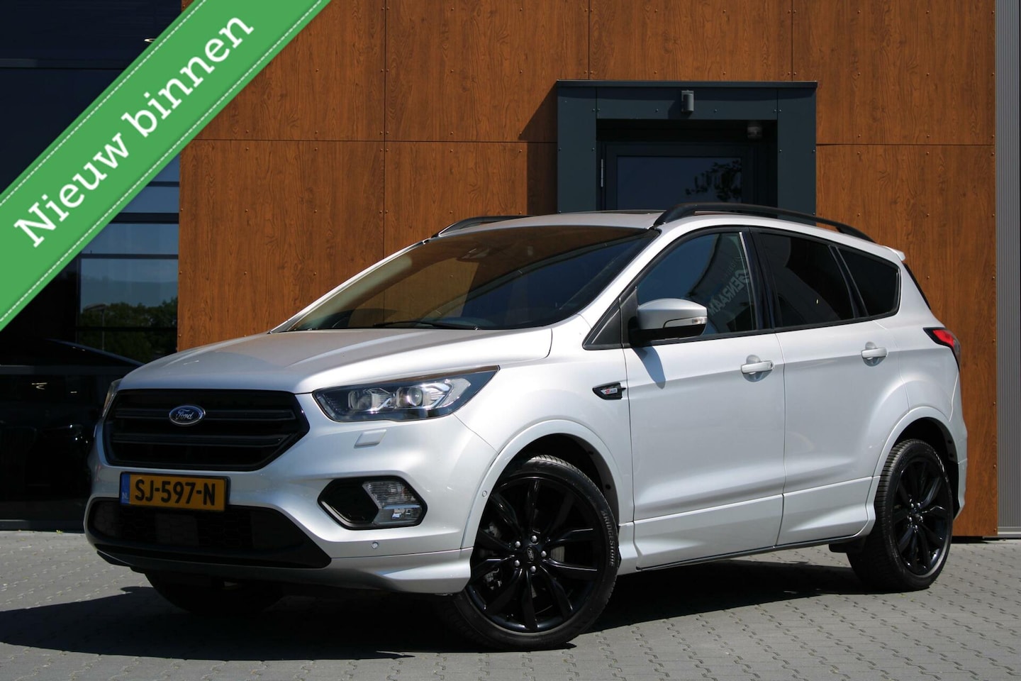 Ford Kuga - 1.5 TDCi ST-Line AUT | Pano | Sony | Trekhaak | ACC - AutoWereld.nl