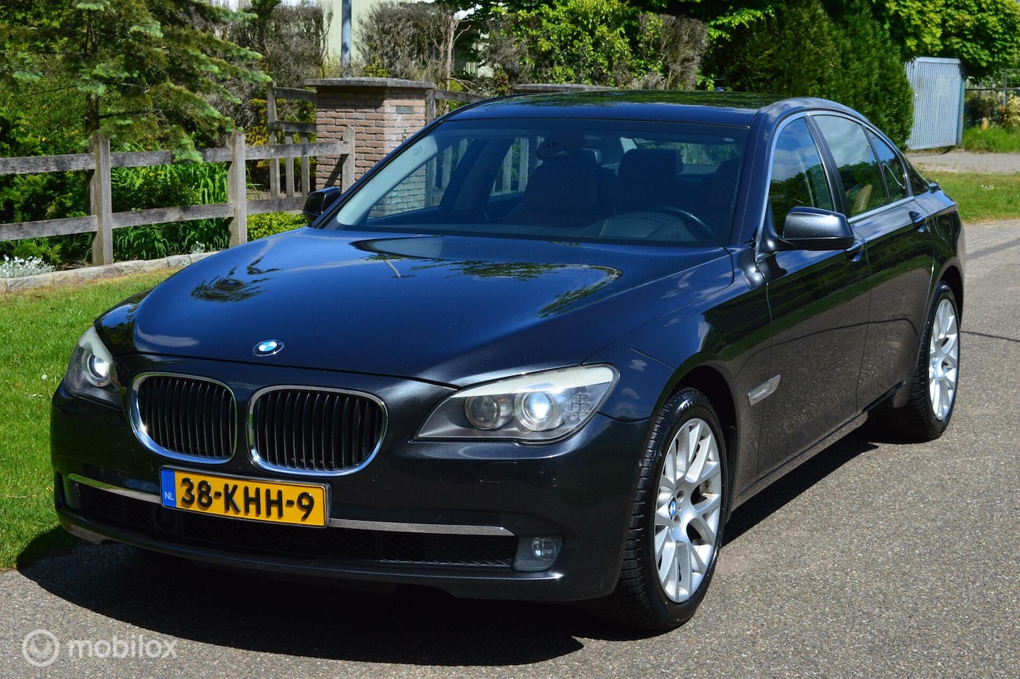 BMW 7-serie - 740i F01 /ACC/HUD/ 360c /Lane Assyst /Softclose - AutoWereld.nl