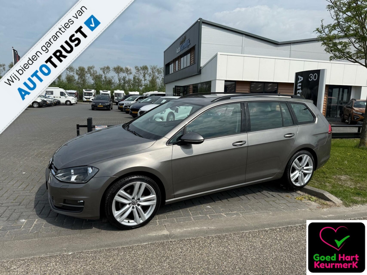 Volkswagen Golf Variant - 1.6 TDI Highline 18 inch,Clima,Trekhaak - AutoWereld.nl