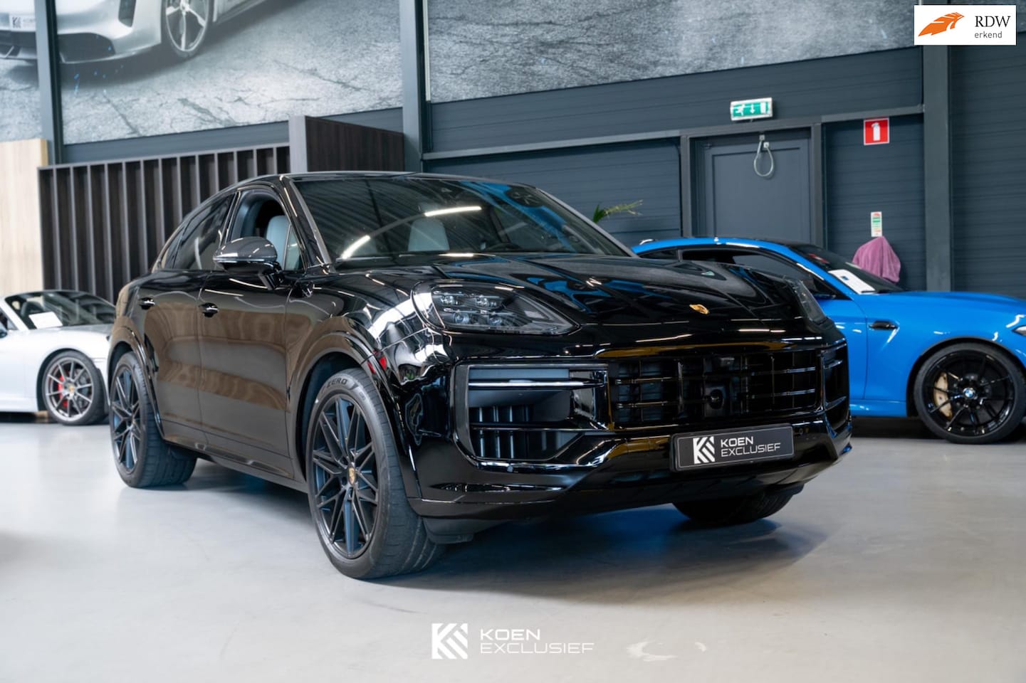 Porsche Cayenne Coupé - 3.0 E-Hybrid Km stand 25671 - AutoWereld.nl