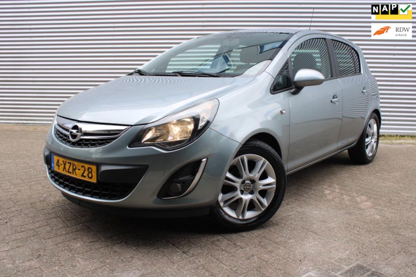Opel Corsa - 1.4-16V BlitZ NAP 1e Eig NL - AutoWereld.nl