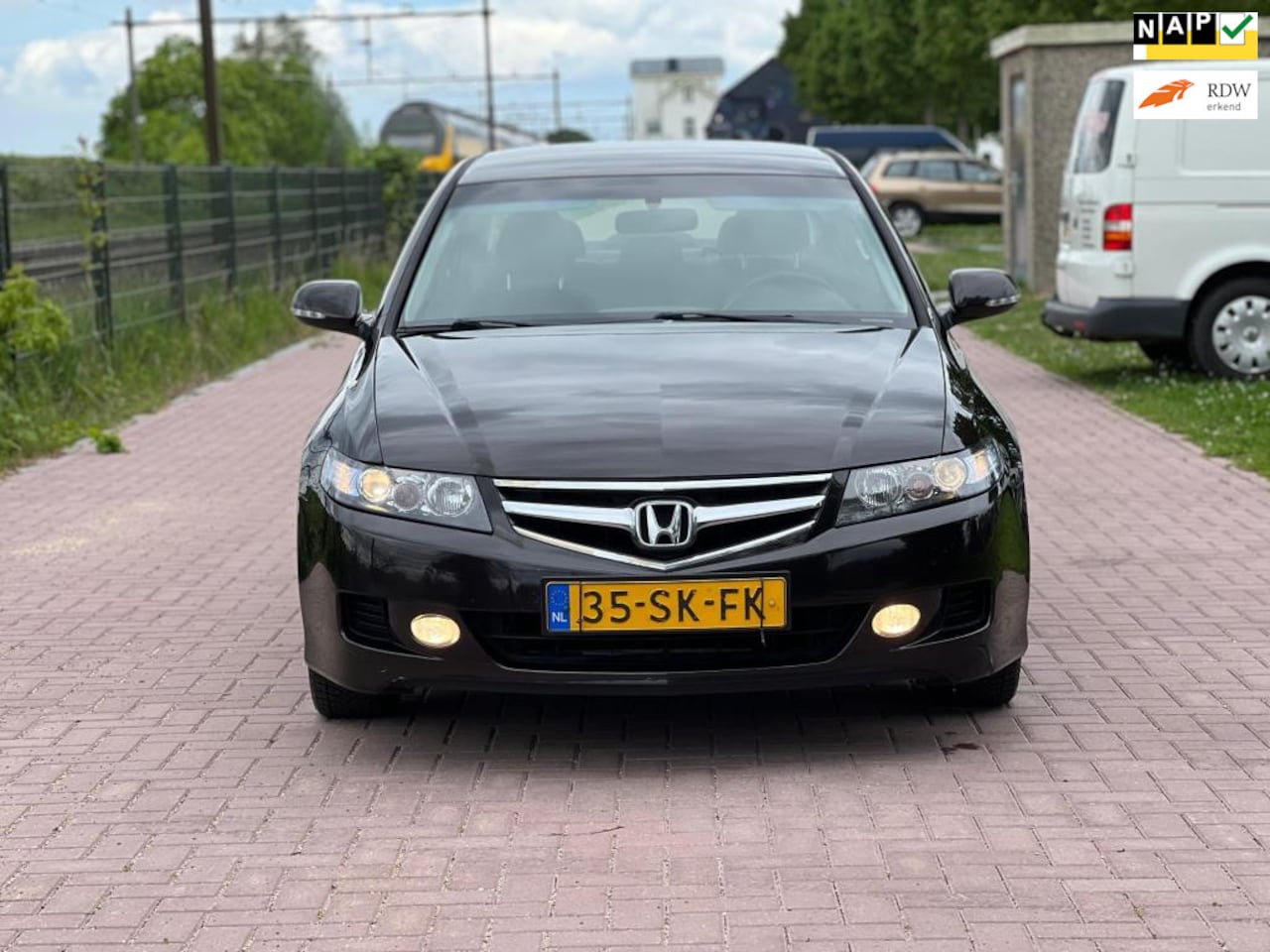 Honda Accord - 2.0i Comfort AUTOMAAT / NIEUWE APK - AutoWereld.nl