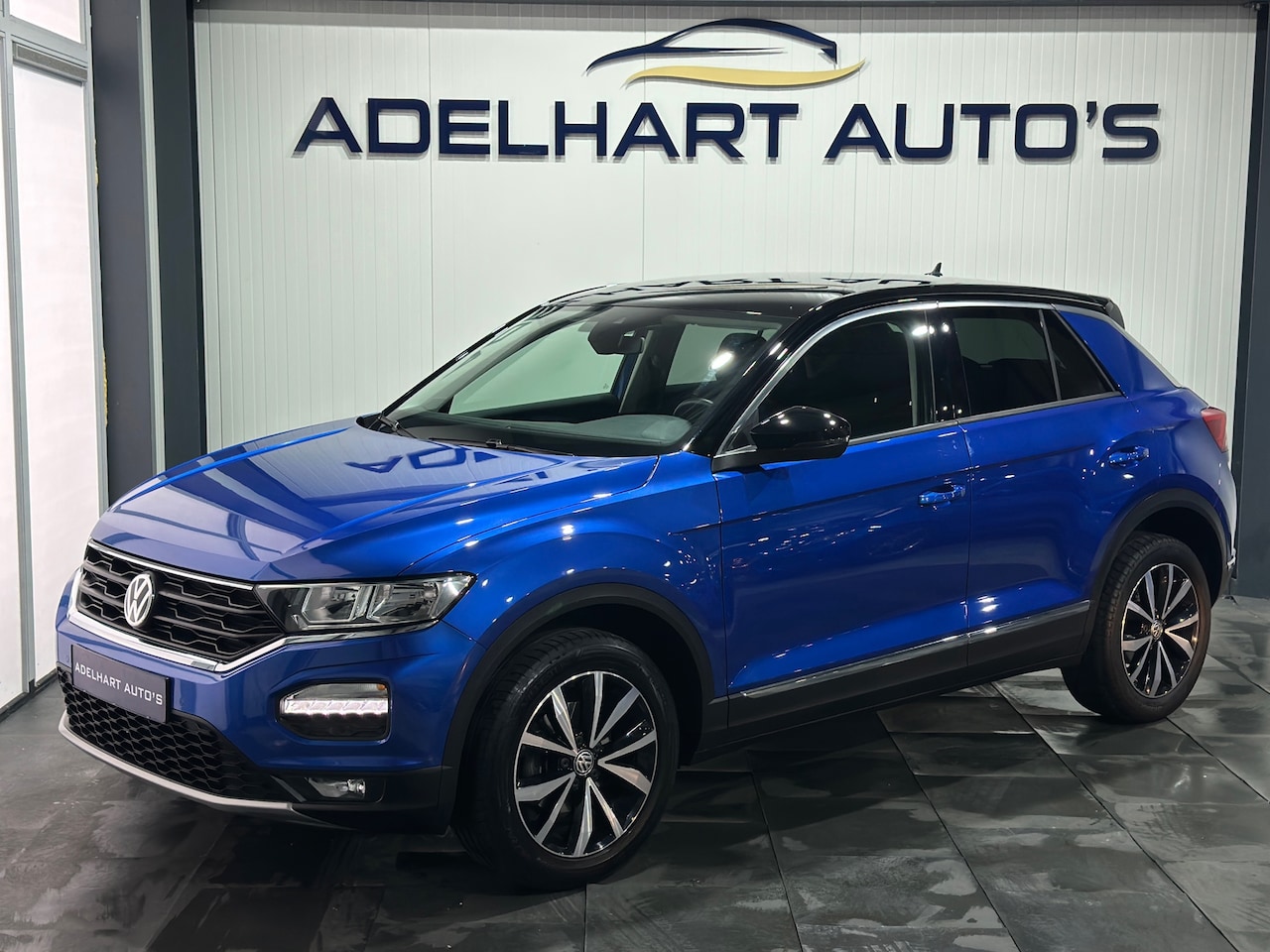 Volkswagen T-Roc - 1.0 TSI Style / Navigatie full map / Carplay / Climate control / Cruise control / Parkeer - AutoWereld.nl