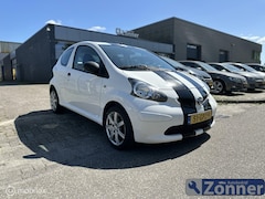 Toyota Aygo - 1.0-12V