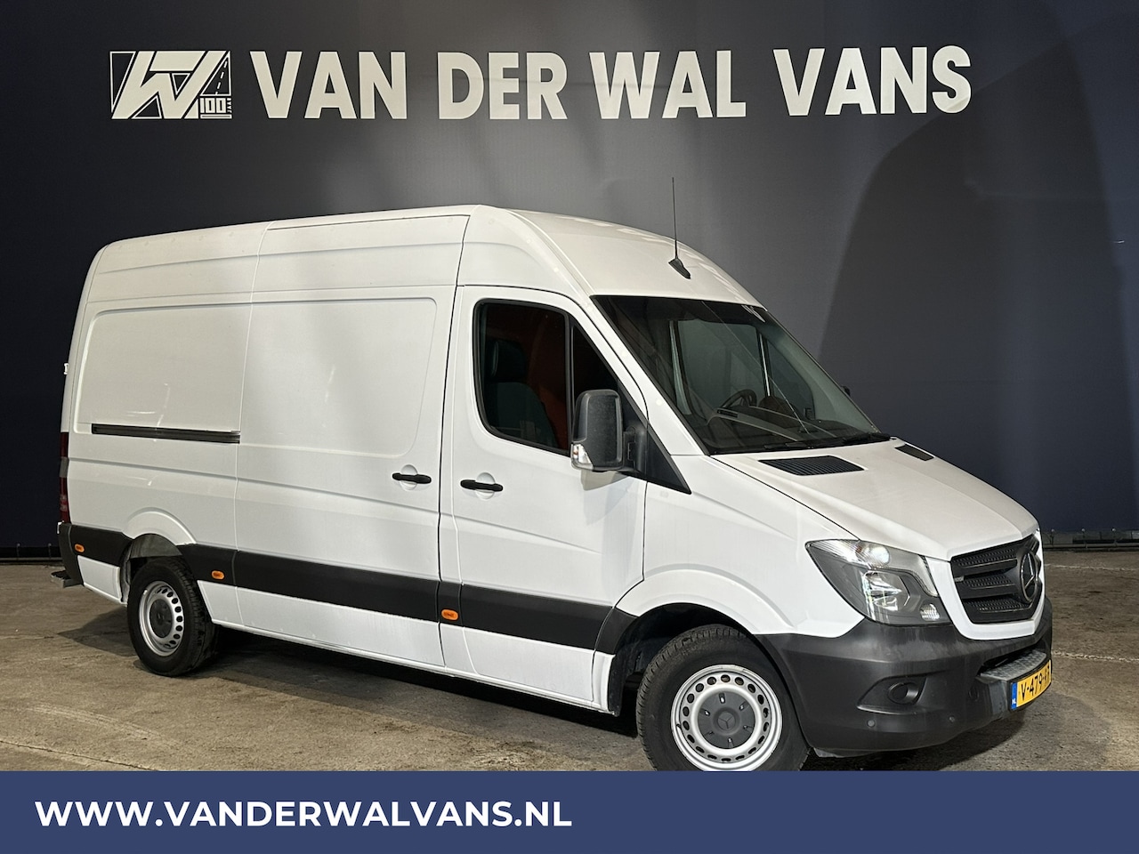 Mercedes-Benz Sprinter - 316 CDI 164pk L2H2 Euro6 Airco | 2800kg Trekhaak | Cruisecontrol parkeersensoren, chauffeu - AutoWereld.nl