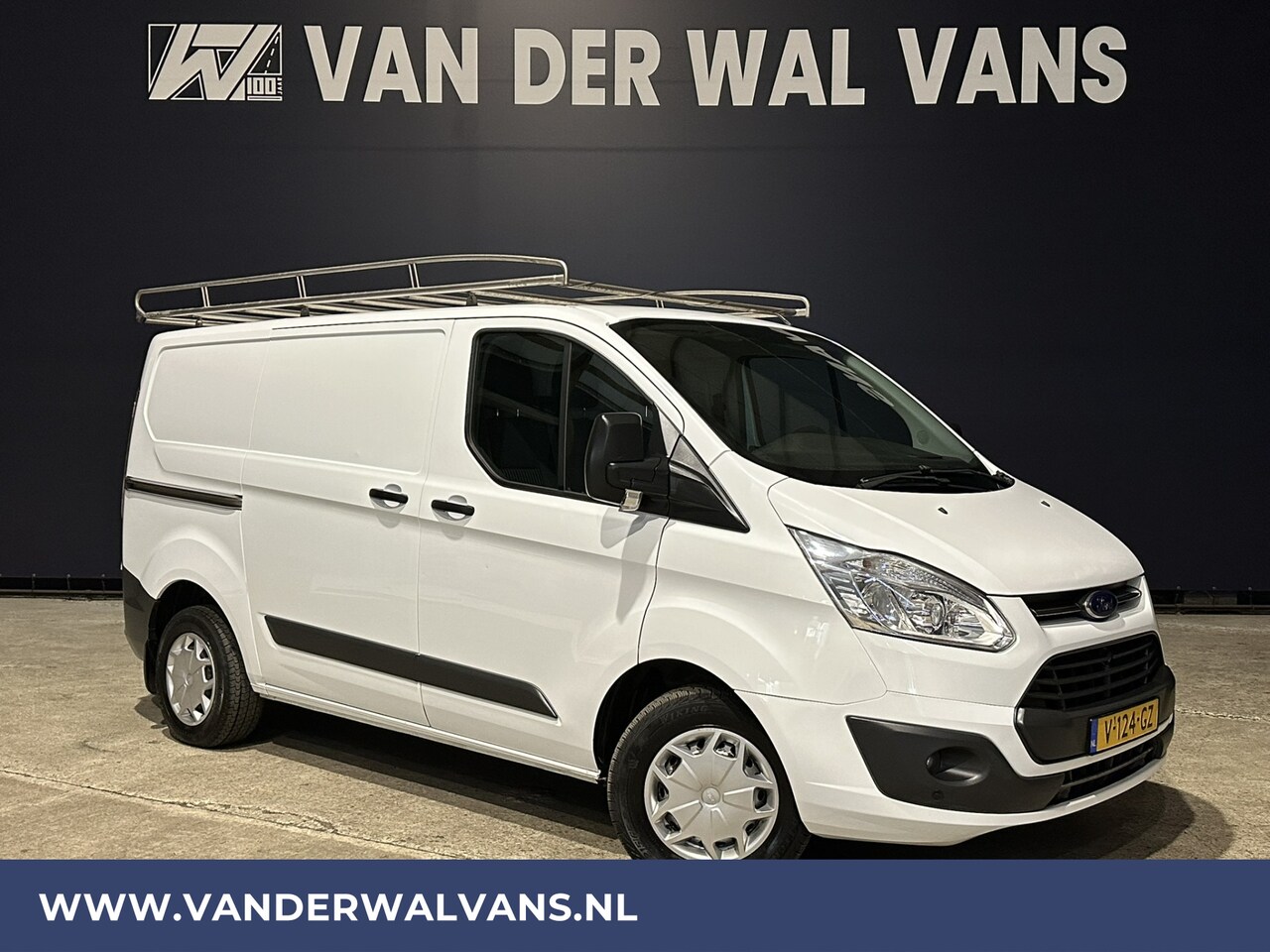 Ford Transit Custom - 2.0 TDCI L1H1 Euro6 Airco | Imperiaal | Trekhaak | Navigatie | Cruisecontrol | Parkeersens - AutoWereld.nl