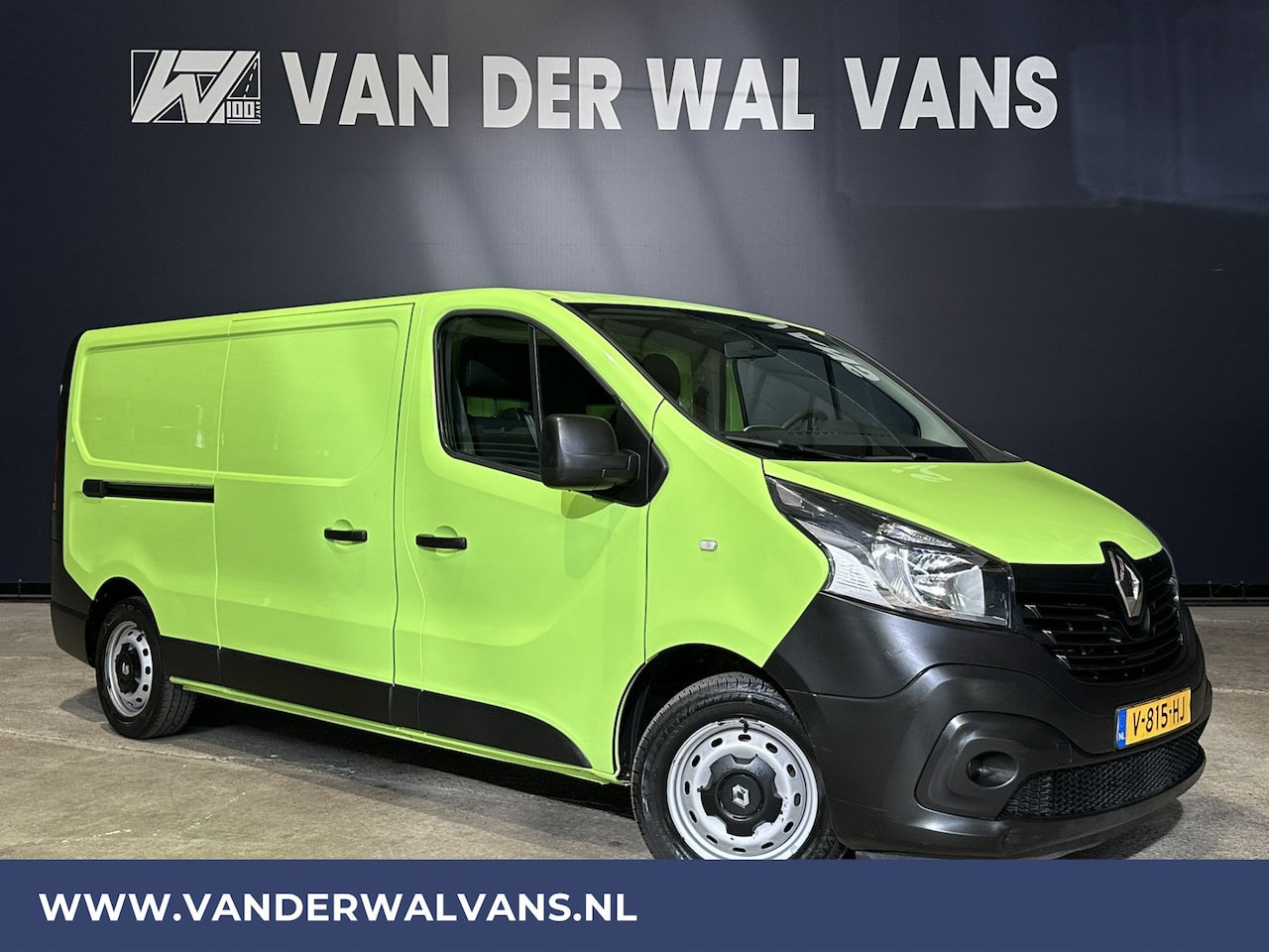 Renault Trafic - 1.6 dCi 126pk L2H1 Euro6 Airco | Navigatie | Cruisecontrol | Trekhaak | Parkeersensoren Bi - AutoWereld.nl