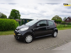 Peugeot 107 - 1.0 Active nw model AIRCO