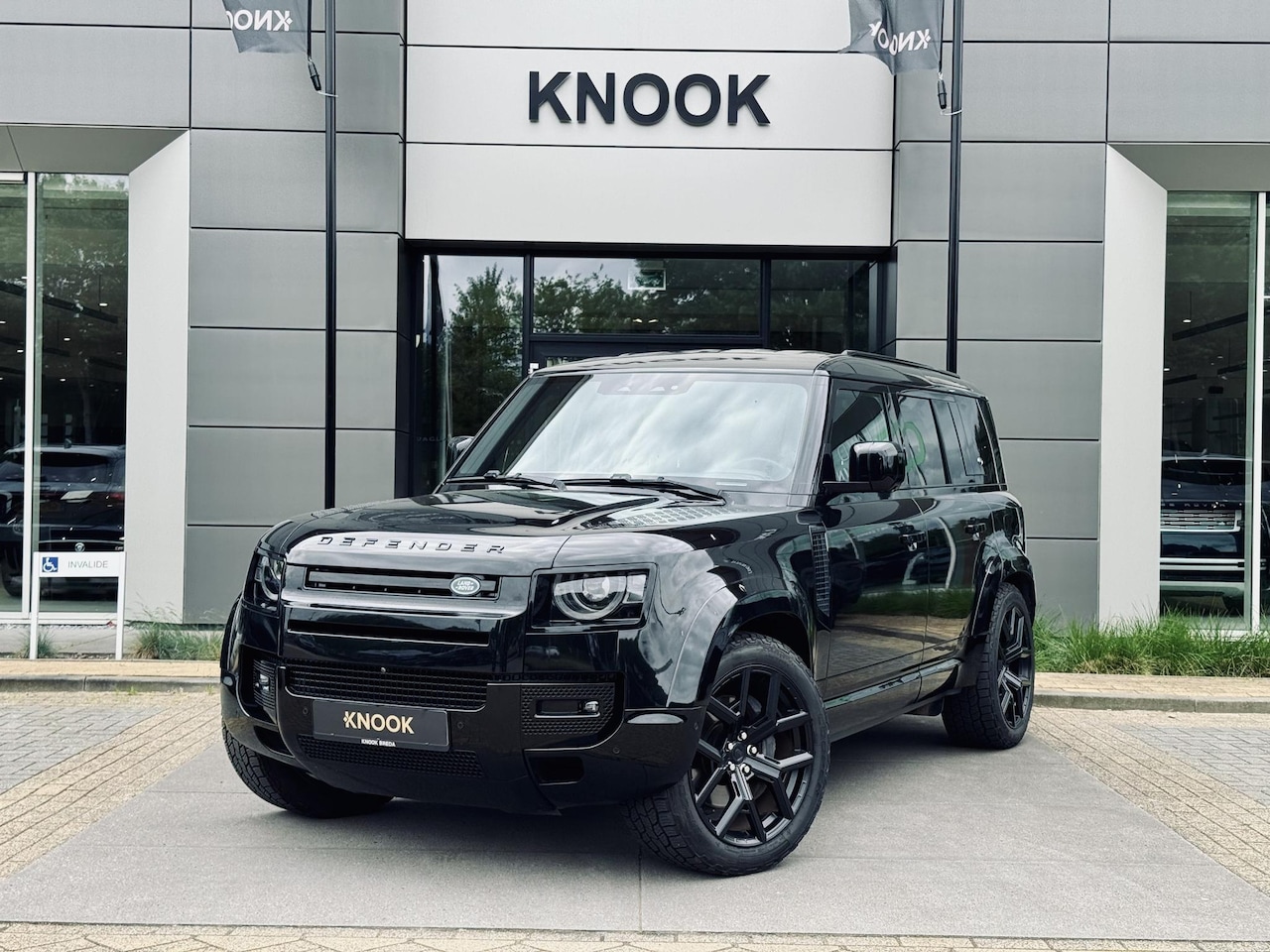Land Rover Defender 110 - P400e | Urban | Meridian | Stoelkoeling | - AutoWereld.nl