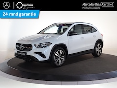 Mercedes-Benz GLA-Klasse - 250 e Luxury Line | Panoramadak | Trekhaak wegklapbaar | Multibeam | Night pakket | 360 ca
