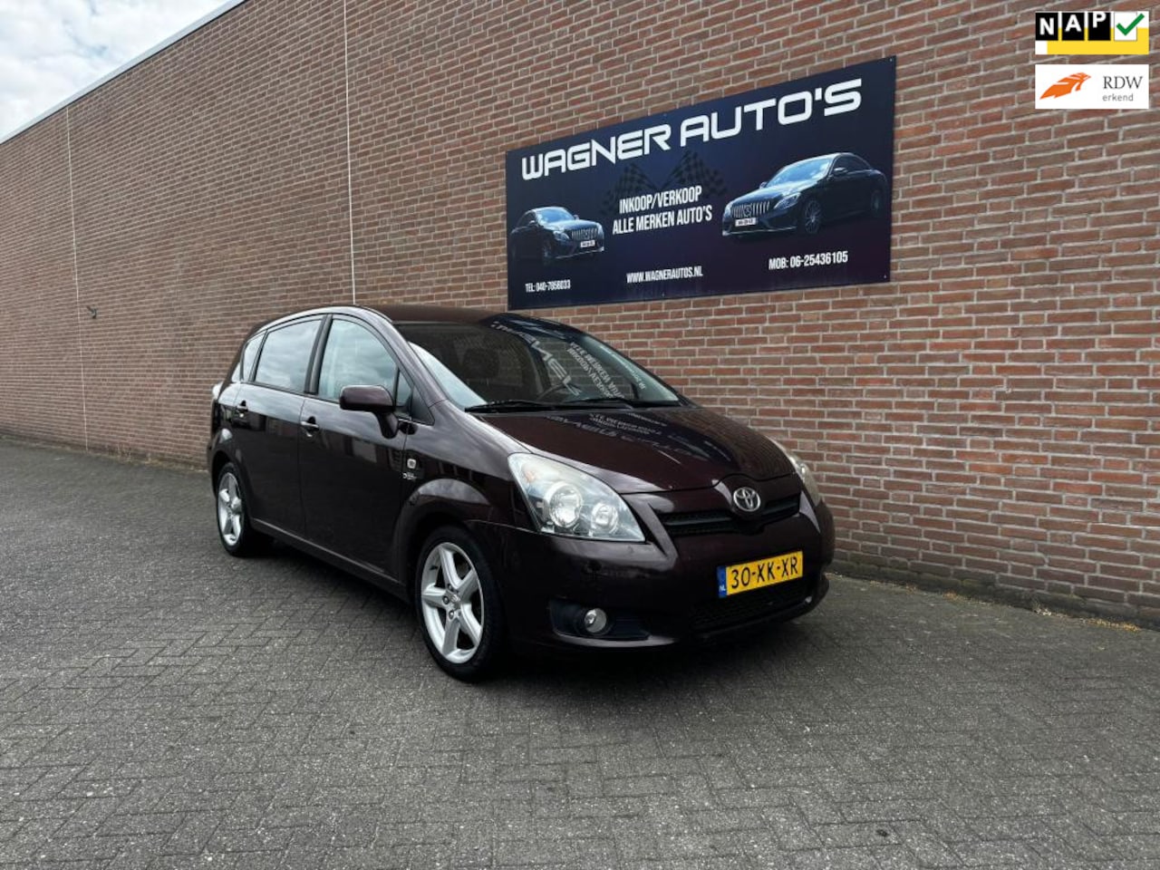 Toyota Verso - 2.2 D-4D Luna 7p. Airco Cruise Control Navi - AutoWereld.nl