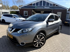 Nissan Qashqai - 1.2 Tekna Trekhaak, 360 Camera, Leer, Panoramadak