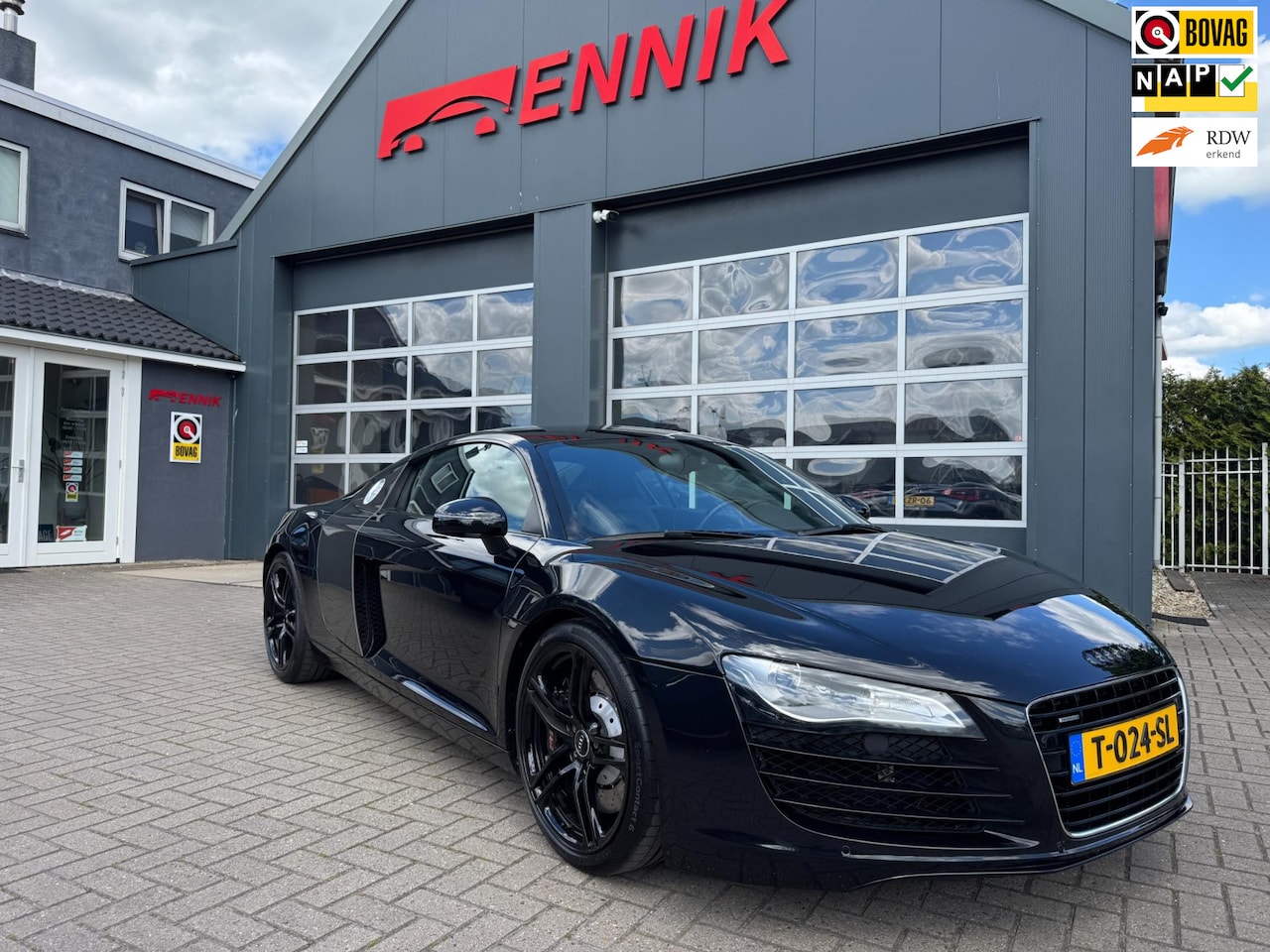 Audi R8 - 4.2 V8 FSI Quattro / Carbon / B&O / Alcantara / Volledige Documentatie en Onderhoud . - AutoWereld.nl