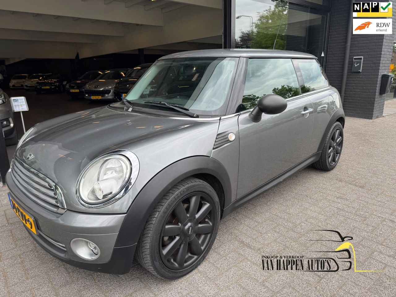 MINI One - Mini 1.4 Business Line / 113753 KM - AutoWereld.nl