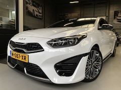 Kia Pro cee'd - ProCeed 1.5 T-GDi GT-PlusLine Pano, Achteruitrijcamera, Apple carplay