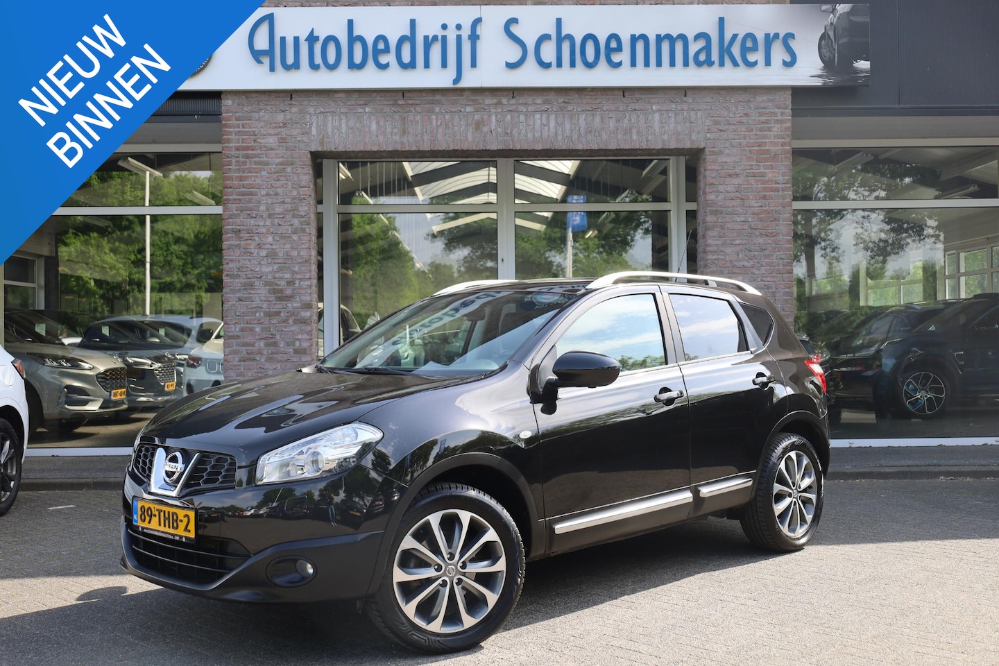 Nissan Qashqai - 2.0 Tekna PANO TREKHAAK LEER CAMERA STOELVERWARMING KEYLESS 18"LMV ALL-SEASON BOSE NAP ENZ - AutoWereld.nl