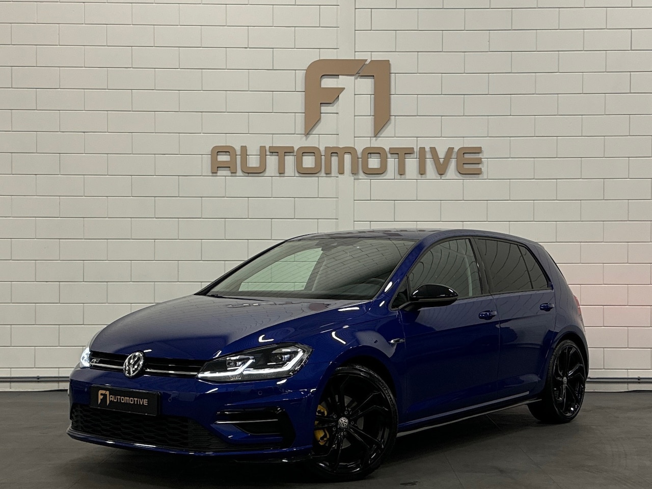 Volkswagen Golf - 1.5 TSI Highline R Line Camera|Massage|Dynaudio - AutoWereld.nl