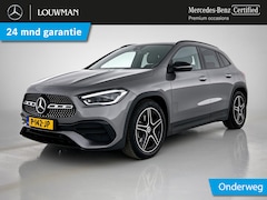 Mercedes-Benz GLA-Klasse - 180 Business Solution AMG | Panoramadak | MBUX wide screen | Navigatie | Trekhaak | Parkin