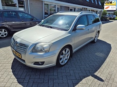 Toyota Avensis Wagon - 1.8 VVTi Luna Business