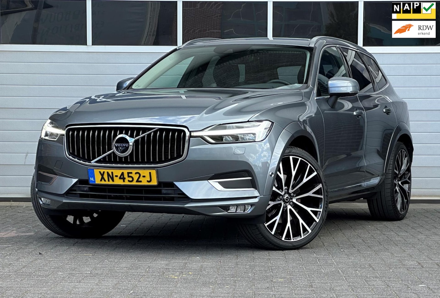 Volvo XC60 - 2.0 D4 AWD Inscription ACC Bowers&Wilkins 22 inch - AutoWereld.nl