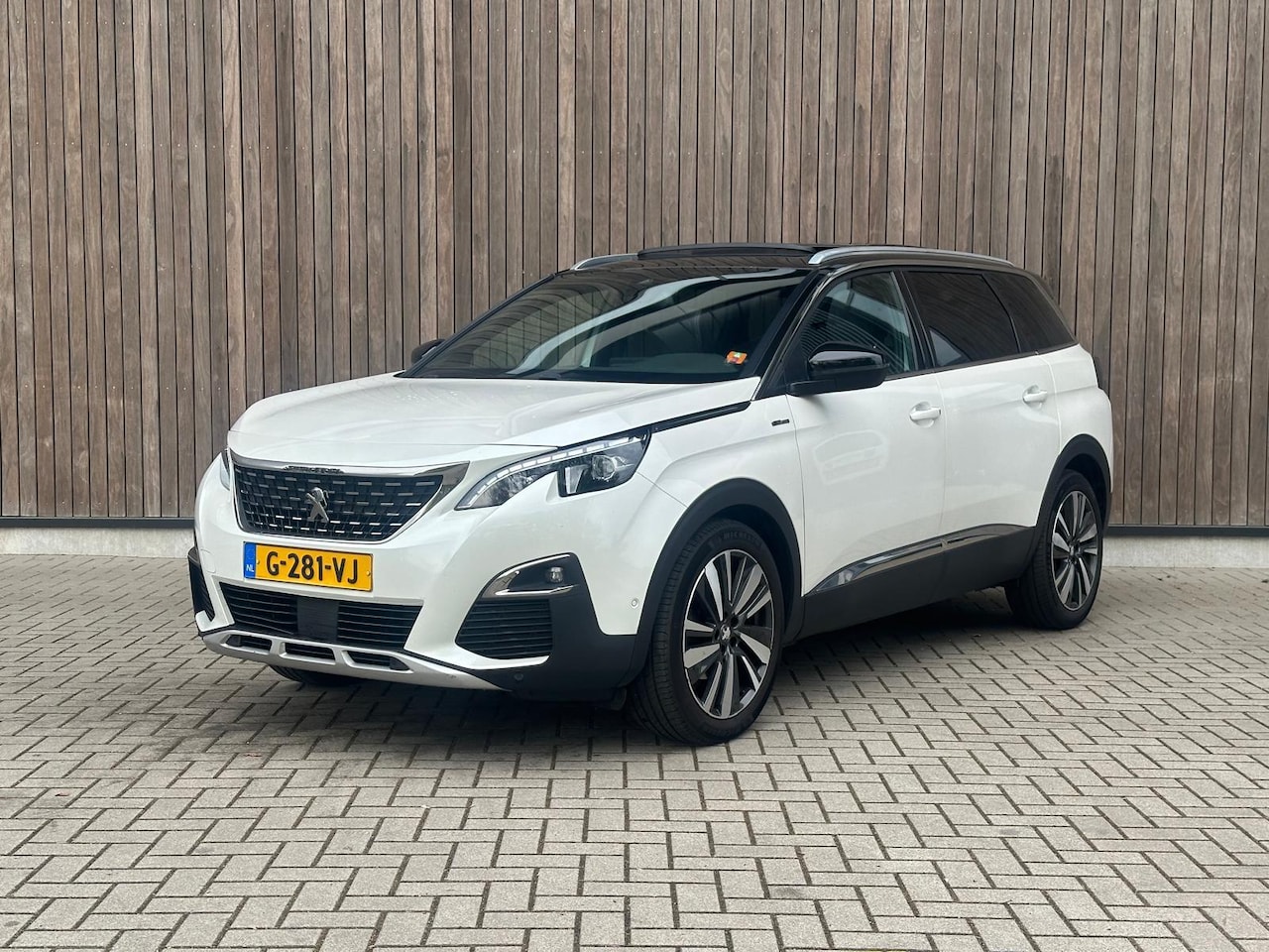 Peugeot 5008 - 1.5 BlueHDI Blue Lease GT-Line 1.5 BlueHDI Blue Lease GT-Line | PANO | 7P | - AutoWereld.nl