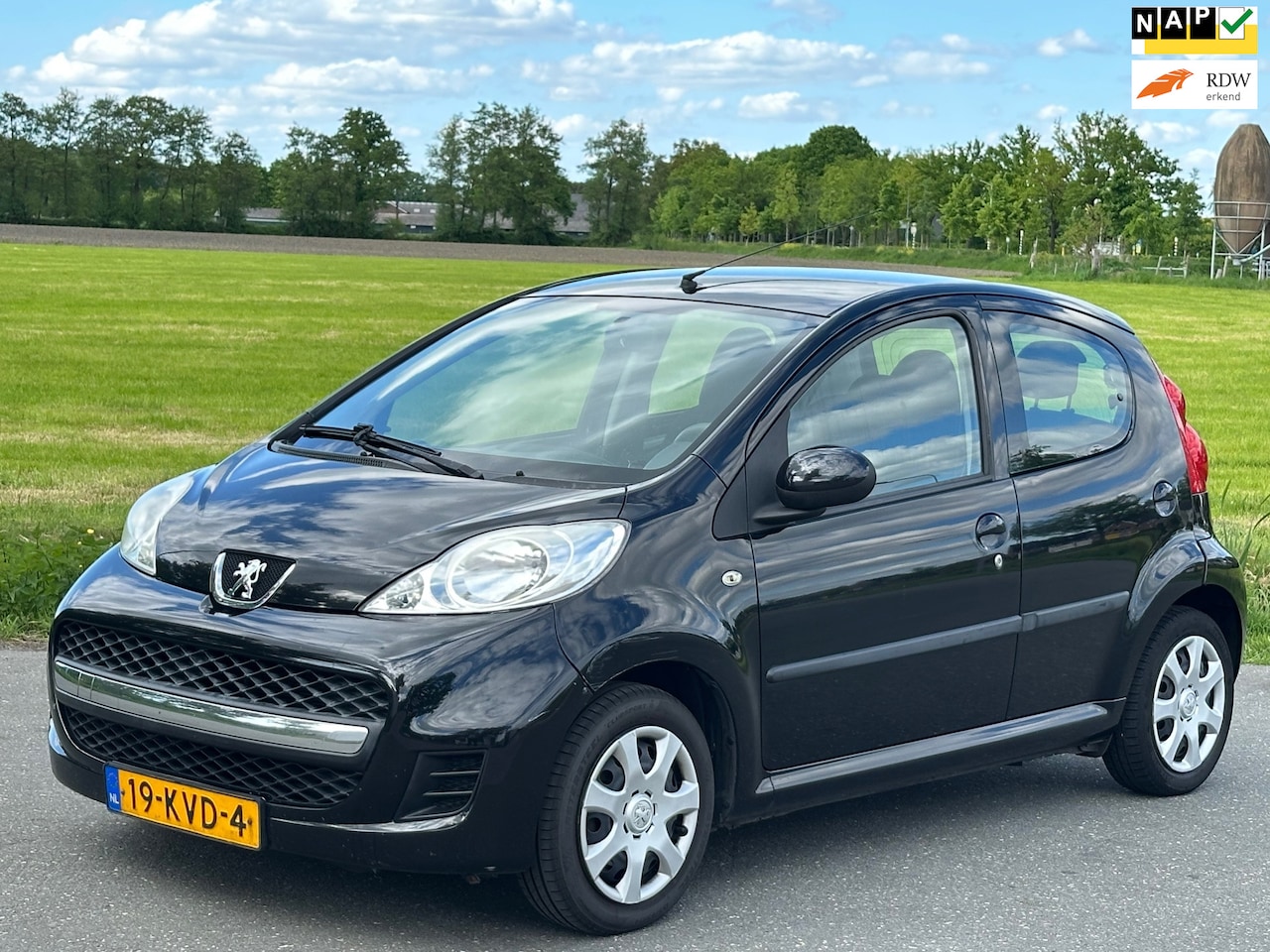 Peugeot 107 - 1.0-12V XS | Nap | Automaat | Airco - AutoWereld.nl
