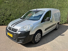 Peugeot Partner - 122 1.6 L2 , Apple carplay, Cruise, Trekhaak, Airco, Eerste eigenaar