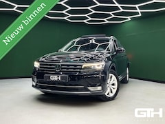 Volkswagen Tiguan - 2.0 TSI 4Motion Highline | Pano | Virtual