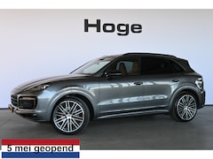 Porsche Cayenne - 3.0 E-Hybrid Panoramadak Adaptieve cruise Luchtvering Soft close 22" inch Org NL Inruil Mo