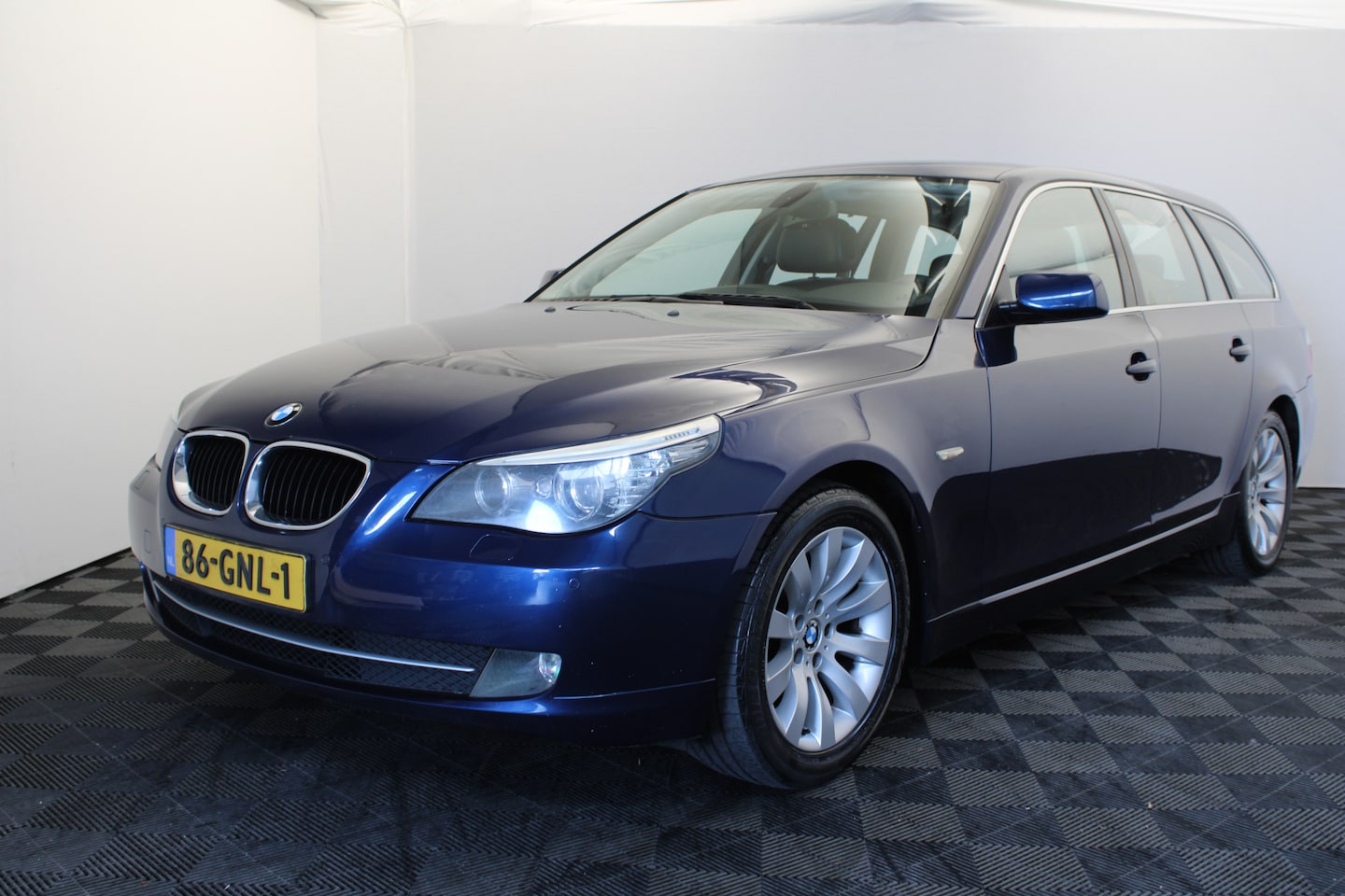 BMW 5-serie Touring - 520i Corporate Lease Business Line zie tekst - AutoWereld.nl