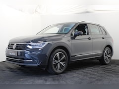 Volkswagen Tiguan - 1.5 TSI Life Business