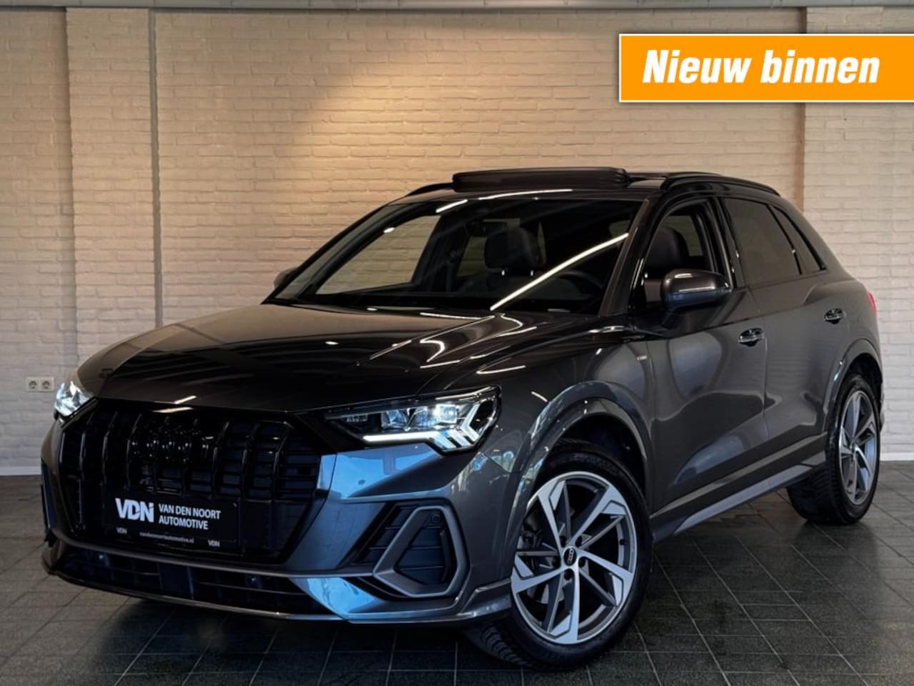 Audi Q3 - 35 TFSI S-Line Black Edition Pano Trekhaak Virtual Sonos Camera - AutoWereld.nl