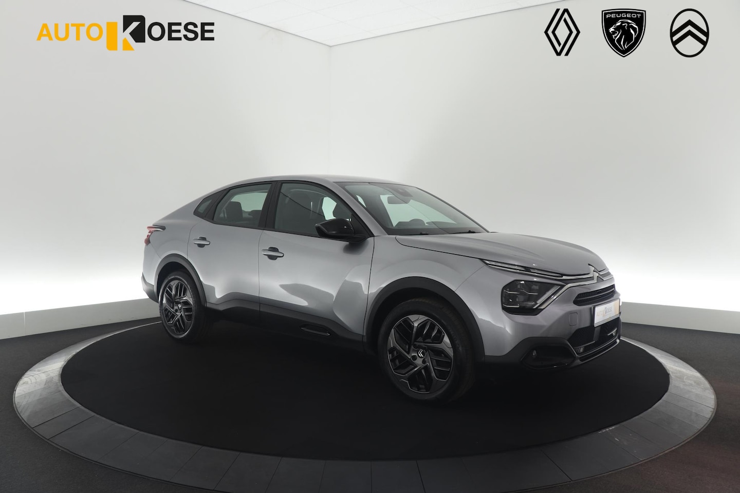 Citroën C4 X - PureTech 130 EAT8 Plus | Camera | Stoelverwarming | Apple Carplay | Parkeersensoren - AutoWereld.nl