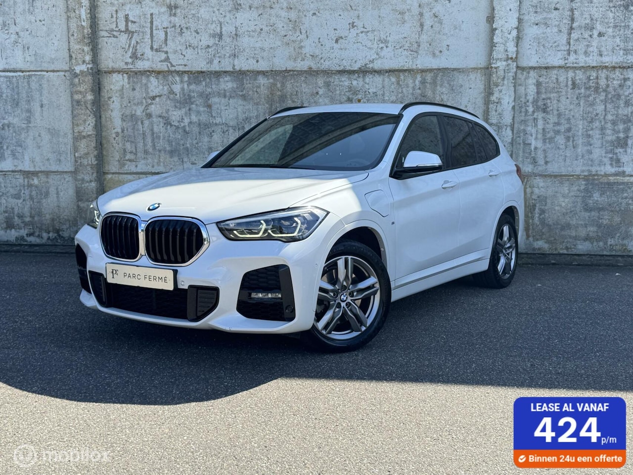 BMW X1 - xDrive25e M-Pakket/Headup/Trekhaak/Leder/Memory/Vol! - AutoWereld.nl